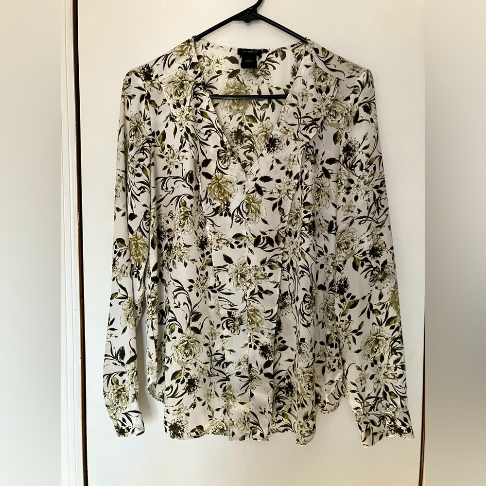 Ann Taylor floral top